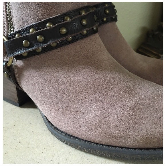 CROWN VINTAGE HARNESS BOOTS - Picture 6 of 10